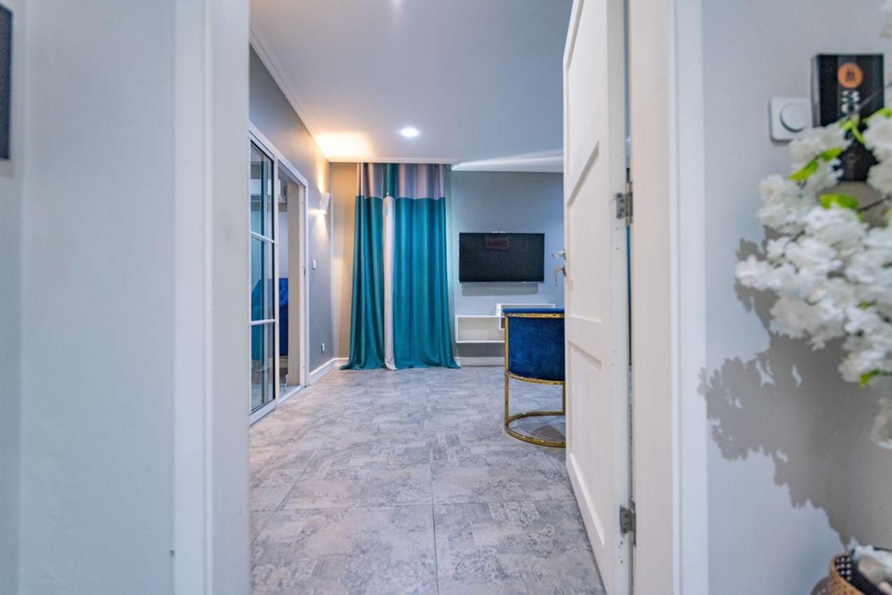 Villa Magnum Дуала Экстерьер фото